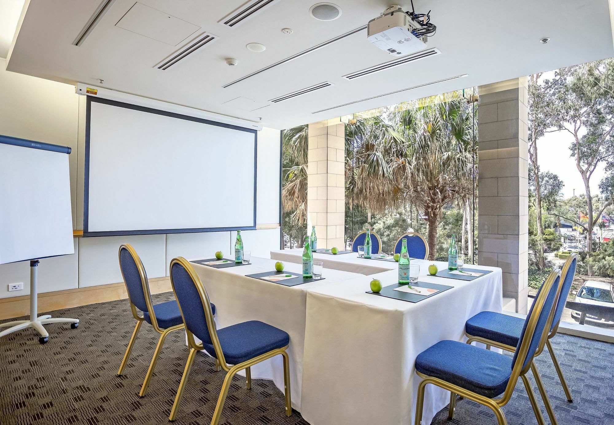 Crowne Plaza Sydney Macquarie Park By Ihg Hotel Eksteriør billede